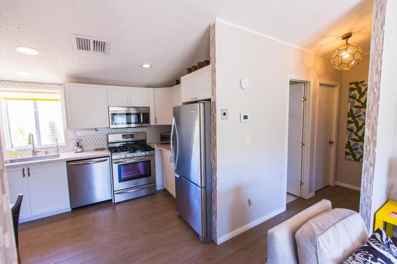 @ Marbella Lane - 10 Acres Oasis Desert Retreat! Joshua Tree Exterior photo