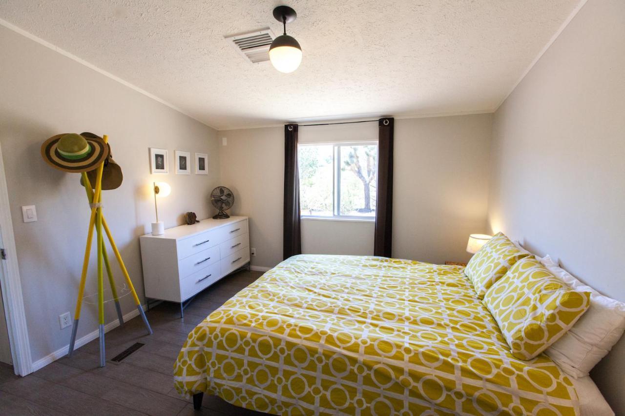 @ Marbella Lane - 10 Acres Oasis Desert Retreat! Joshua Tree Exterior photo